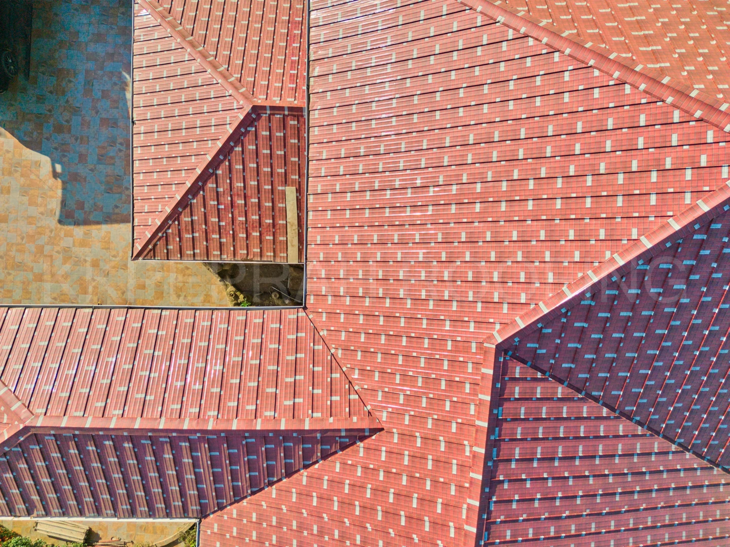 3D Msr Self Lock Roofing Top Side – KK Peprah roofing and roofing solutions in Ghana