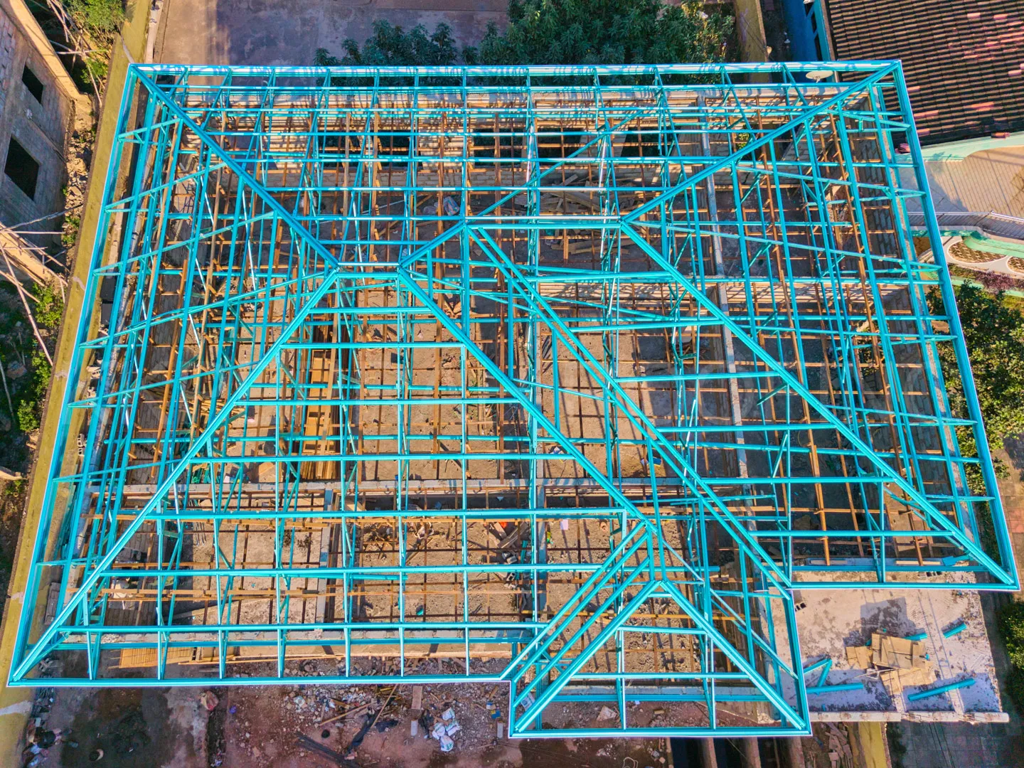 Roofing Trusses Top View – KK Peprah roofing and roofing solutions in Ghana